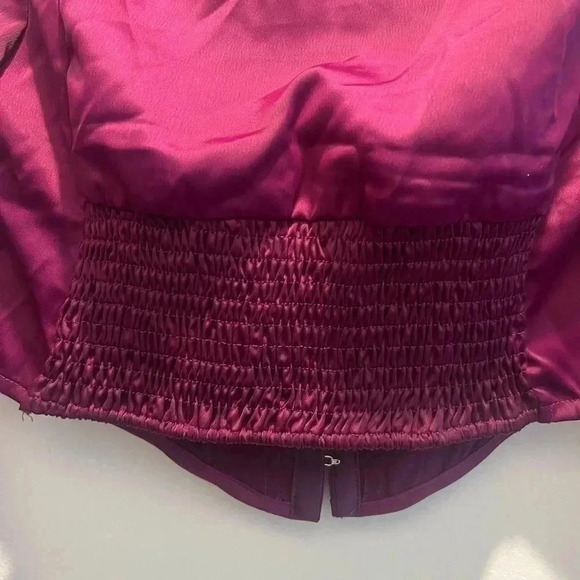 Milk & Honey Women's Magenta Cropped Jacket Open Front Pleated w/ Long Sleeve - Picture 7 of 8